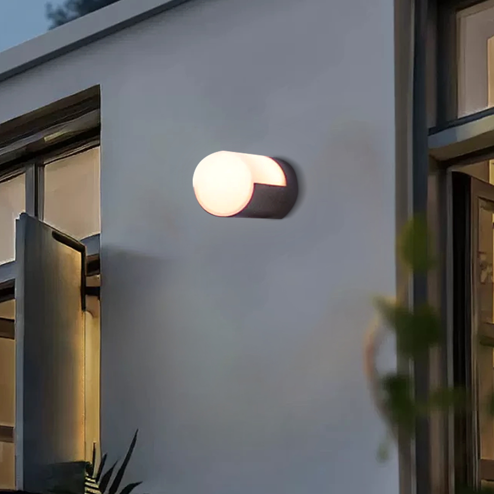 Modern Outdoor Wall Lamp - Black Metal Irregular Design for Exterior Wall